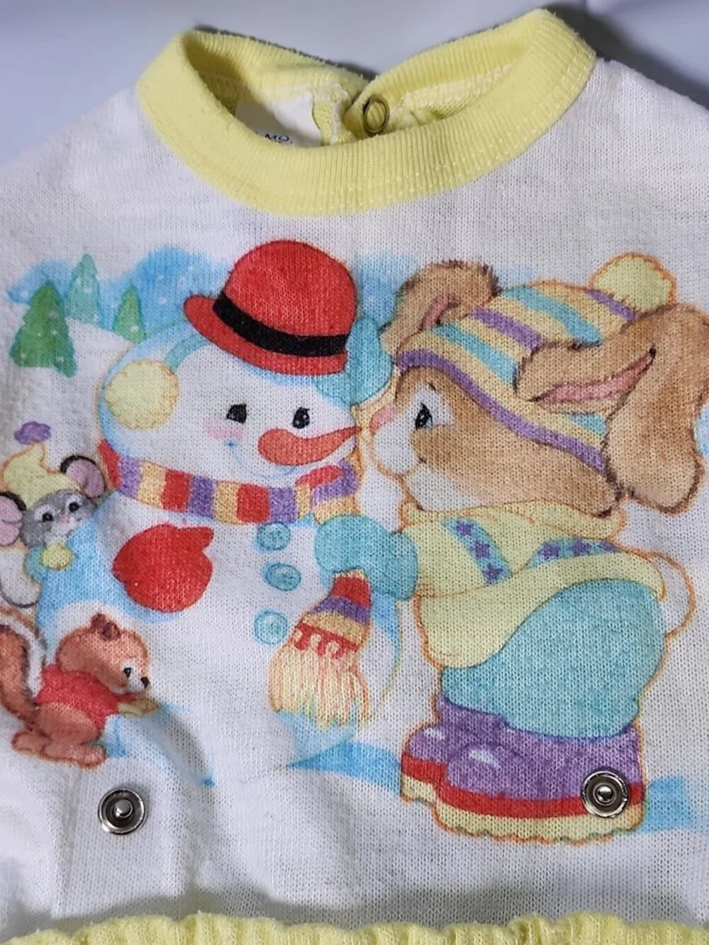 VTG GERBER 2 Piece Snap Apart Yellow BABY FOOTED PAJAMAS Snowman USA 6 MONTHS